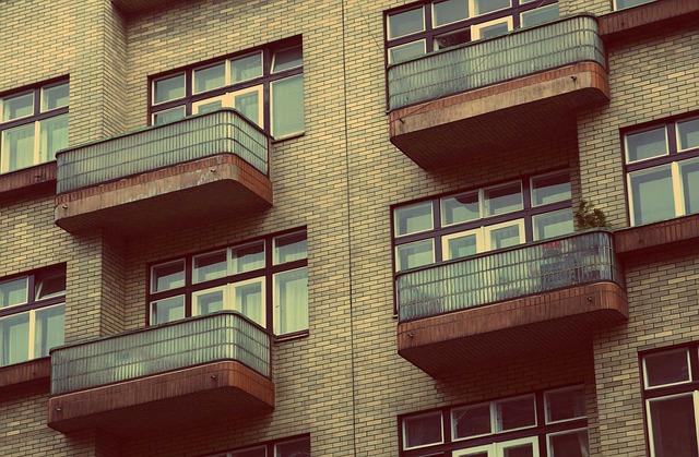 Los Riesgos y Peligros de Vivir en Condominios: Consejos para una Convivencia Segura